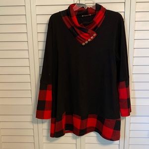 Beebonnie sizexxl tunic top.